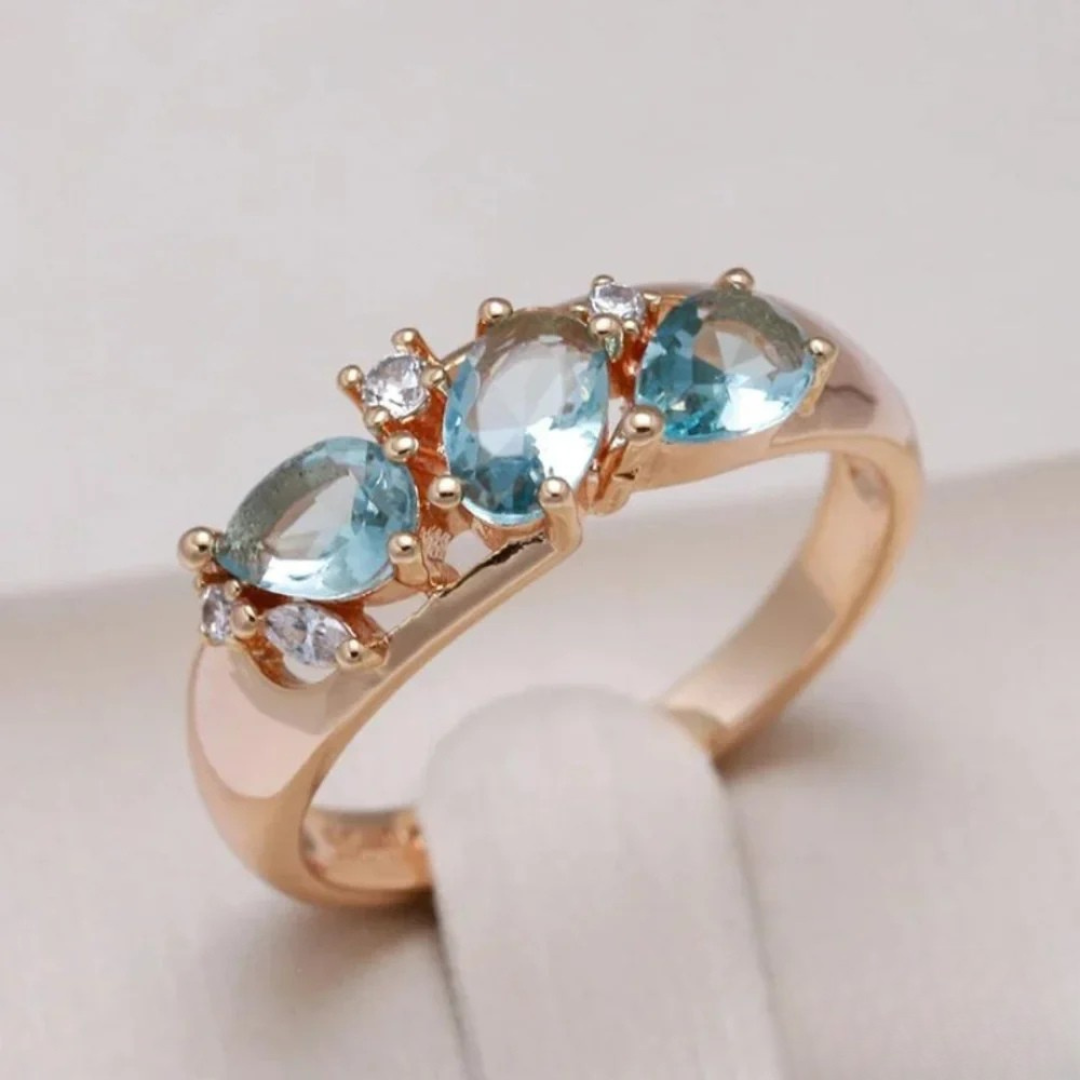 Bague en zircon bleu en or