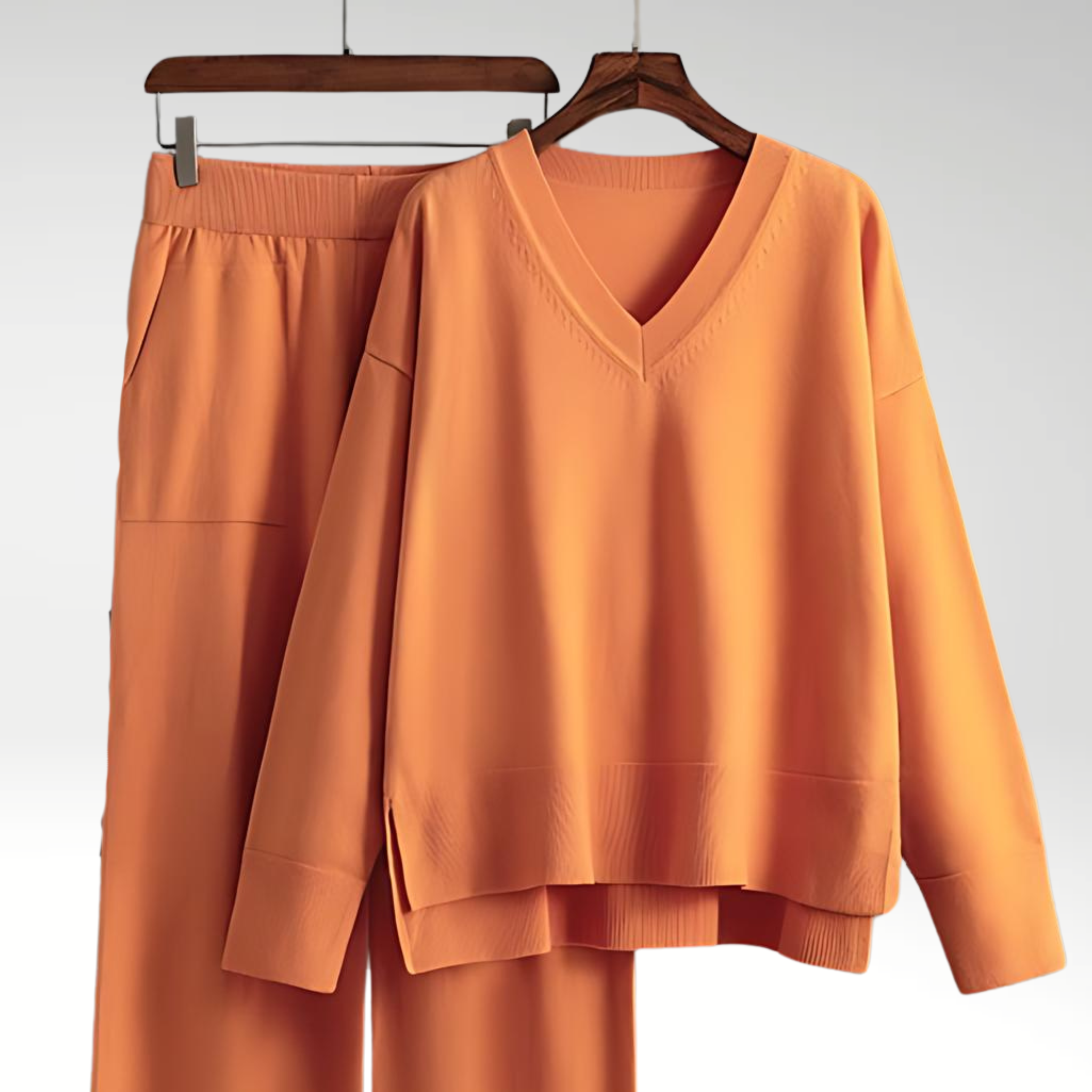 Reveré™ | Luxe Ensemble deux pièces col V