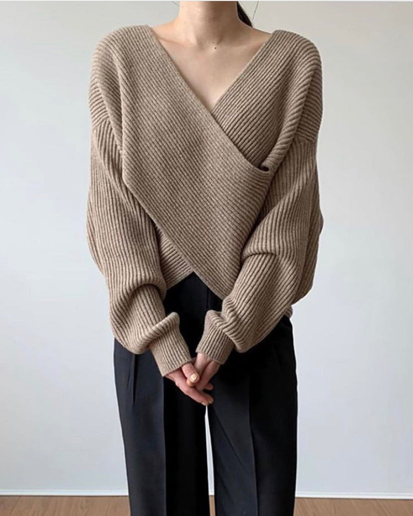Adoré™ | Pull en tricot croisé chic