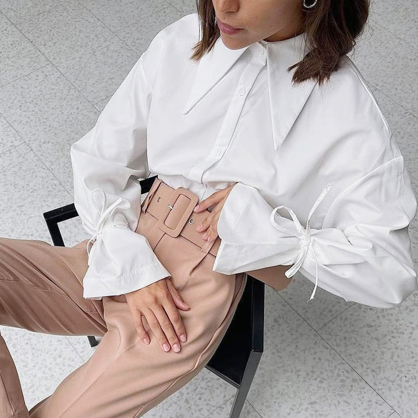 Reveré™  | Blouse Avec Collier Déclaratif